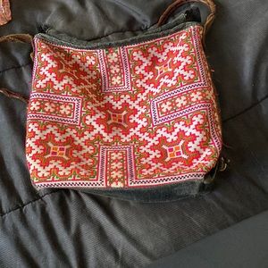 Fun red bag with seashell on it